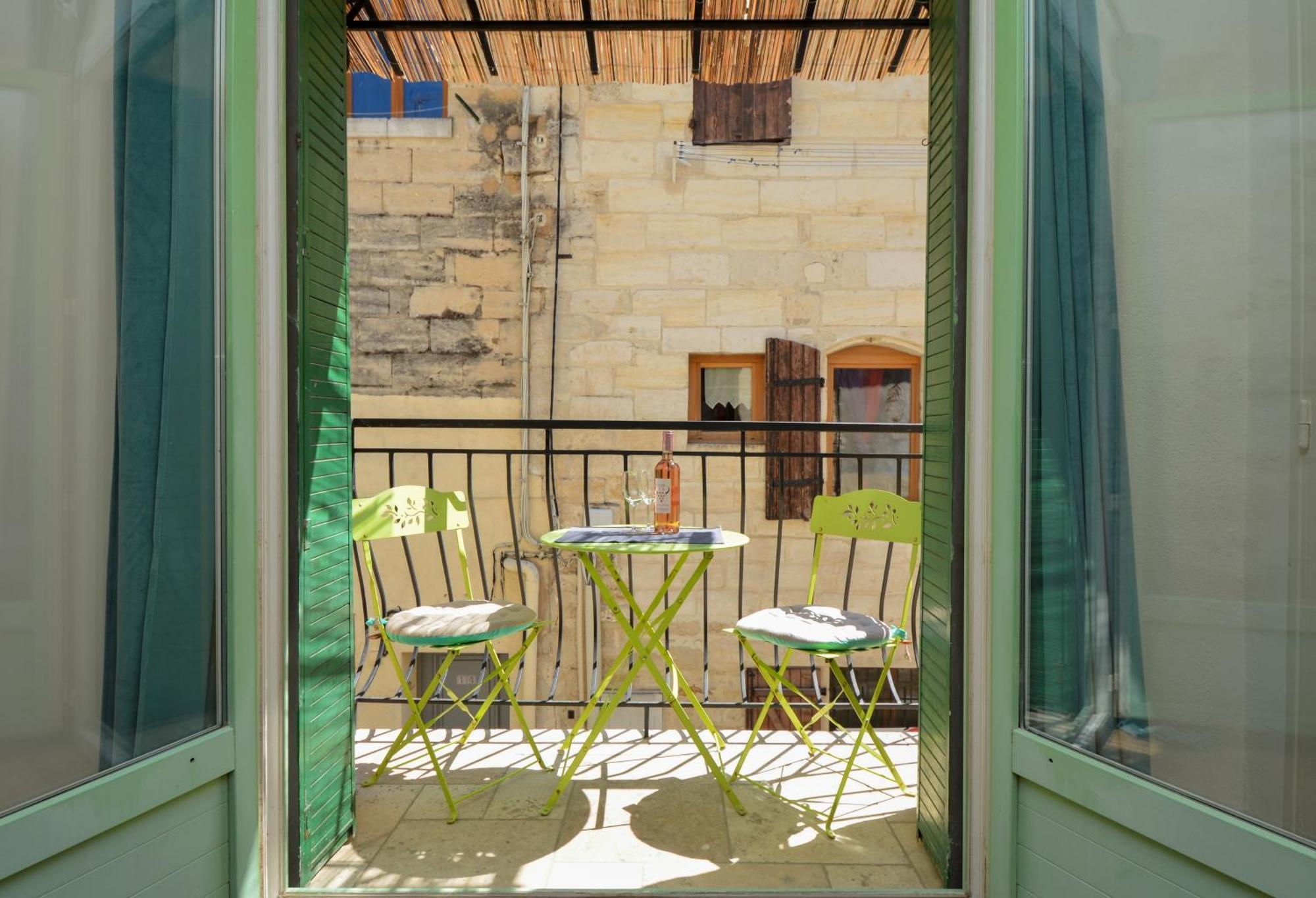 Maison Le Petit Balcon Beaucaire Beaucaire  Exteriör bild